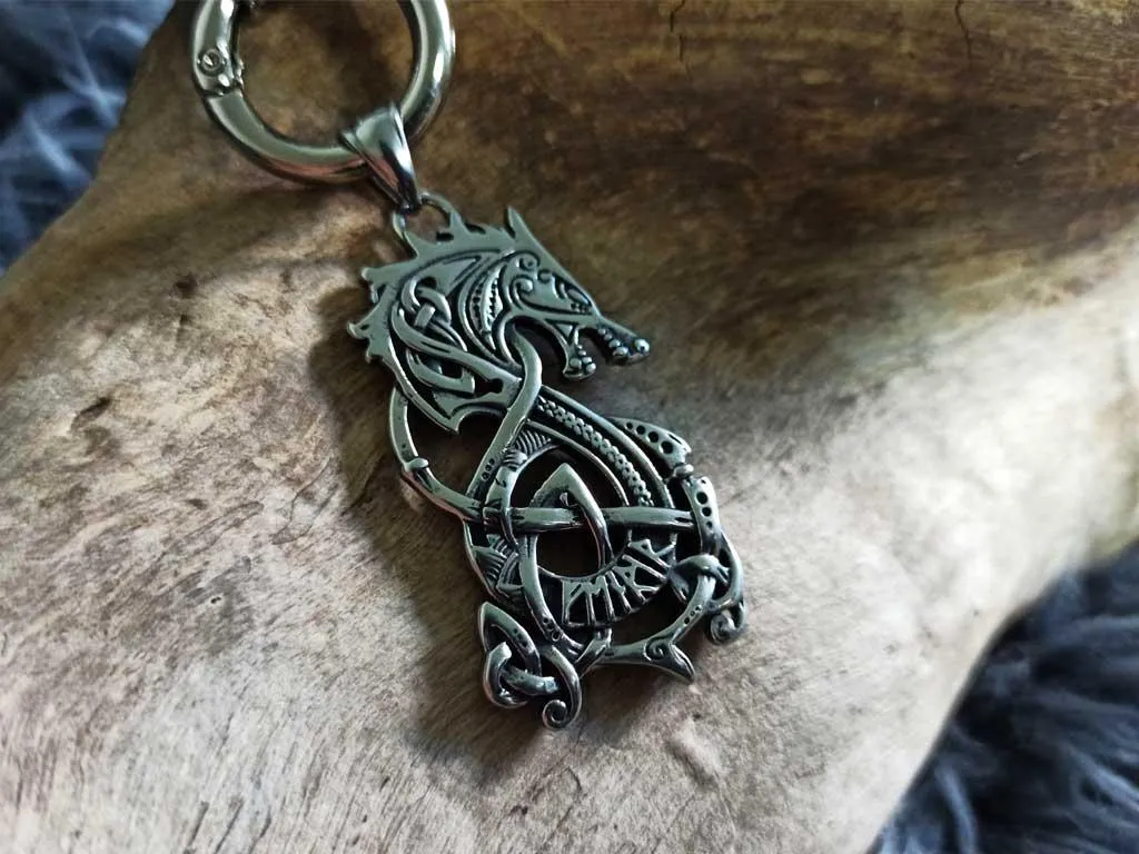 Fenris leather chain